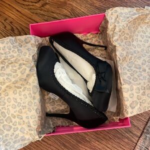 BETSEY JOHNSON HEELS